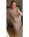 Jurk met knoop taupe