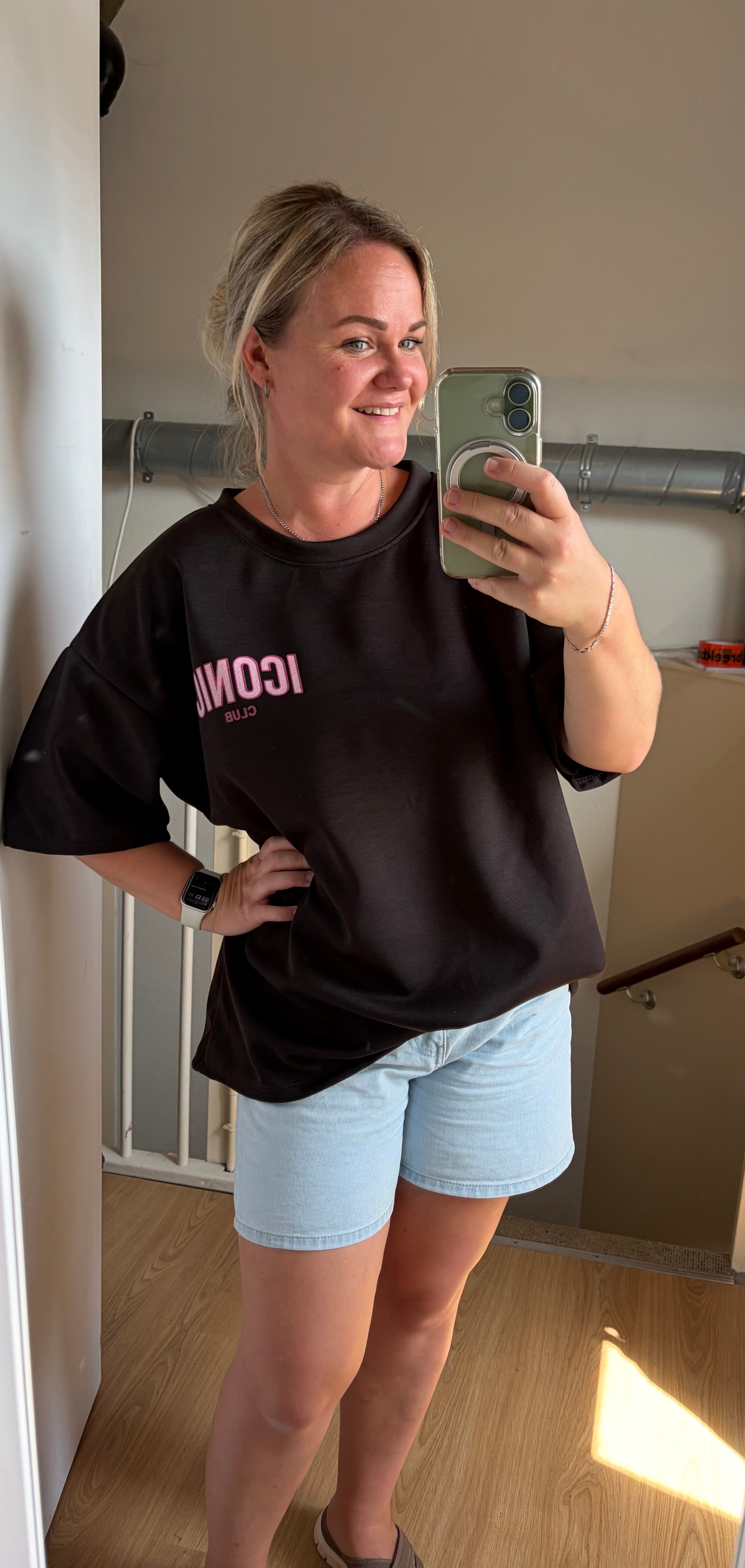 ICONIC shirt Bruin